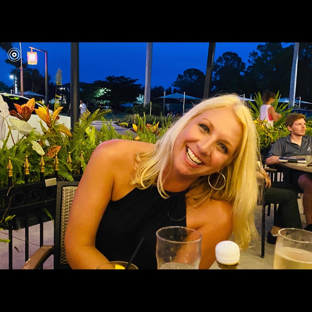 Meet your Posher, Suzanne